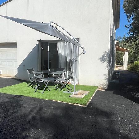 Logement Tout Confort Au Calme Entre Saint Tropez Et Les Gorges Du Verdon ル・トロネ エクステリア 写真