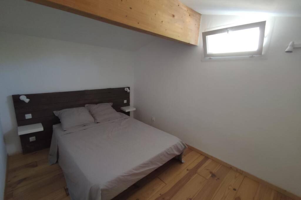 Logement Tout Confort Au Calme Entre Saint Tropez Et Les Gorges Du Verdon ル・トロネ エクステリア 写真